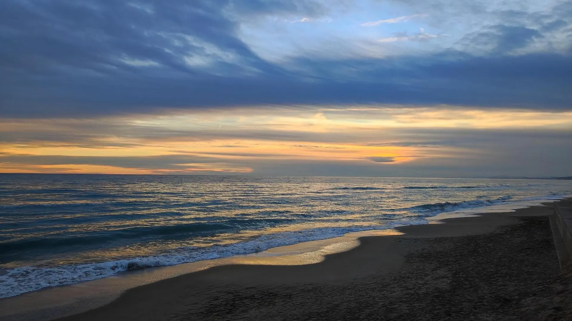 Frente Al Mar Para 8 Pers Con 4 Hab Calafell Apartmán